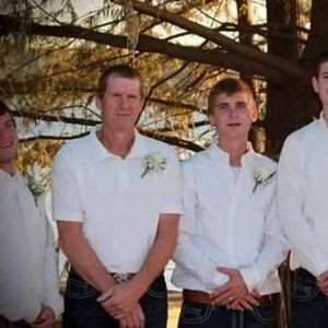 Meet your Posher, Hunter